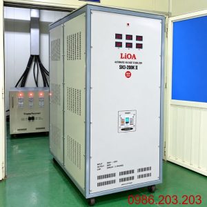 Máy ổn áp Lioa 200KVA 3 pha mã SH3-200K II là model có dải điện áp vào 260V-430V. Sản phẩm được sử dụng nhiều ở các công ty, nhà hàng...
