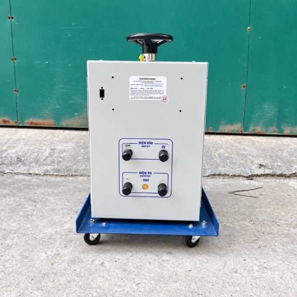 may-bien-ap-vo-cap-dien-vao-220v-dien-ra-1-chieu-24vdc-48vdc-72vdc-2 Biến áp vô cấp chuyên dùng điều chỉnh điện áp liên tục theo nhu cầu, cấp nguồn linh hoạt cho thí nghiệm và kiểm tra thiết bị điện.