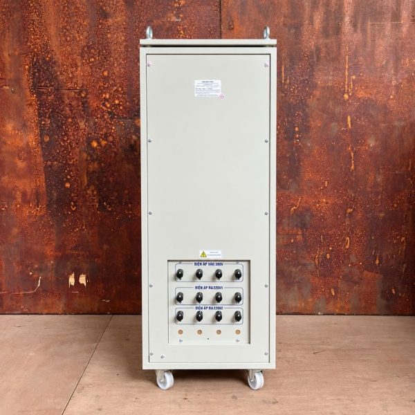 Máy biến áp 25KVA là máy đổi nguồn 3 pha công suất nhỏ, được sử dụng cho các nhà xưởng, xí nghiệp, công ty… Đặc biệt tại các khu công nghiệp