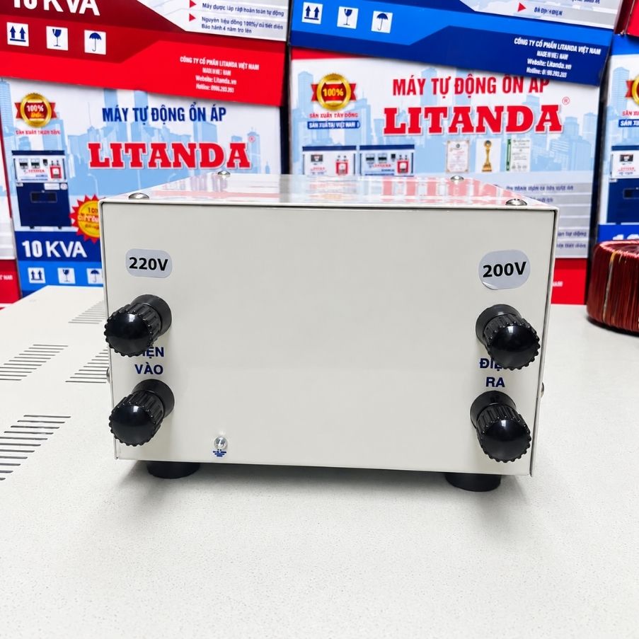 Biến áp 3kVA 220V ra 200V chuyên dùng đổi nguồn điện áp, cung cấp nguồn điện chuẩn cho các thiết bị điện nhập khẩu từ Nhật Bản.