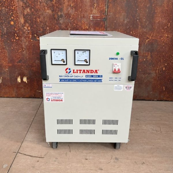 Biến áp cách ly 20kVA 1 pha chuyên dùng chuyển đổi điện áp, chống giật và lọc nhiễu, cấp nguồn an toàn cho thiết bị điện công suất lớn.