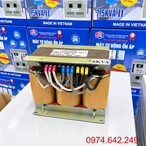 Biến áp trần 6KVA 3 Pha chuyên dùng đổi nguồn điện, cung cấp nguồn điện 3 pha cho các mạch điều khiển và thiết bị công nghiệp.