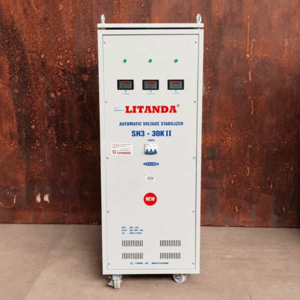 on-ap-30kva-sh3-3-pha Ổn Áp 30KVA SH3-30KII 3 Pha chuyên dùng cho hệ thống điện 3 pha yếu.Thiết bị giúp ổn định nguồn điện liên tục và bảo vệ an toàn cho máy móc công nghiệp