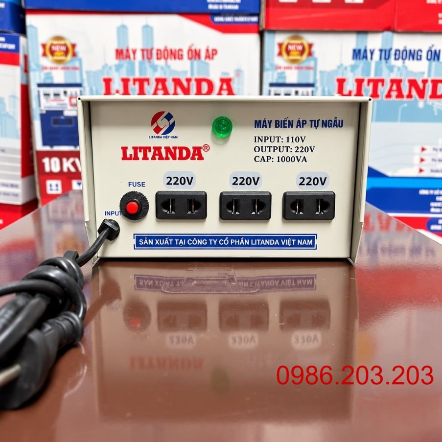 Bộ chuyển điện 1000VA 110V sang 220V chuyên dùng đổi nguồn điện chuẩn xác, cung cấp nguồn điện an toàn và ổn định cho các thiết bị điện nội địa.