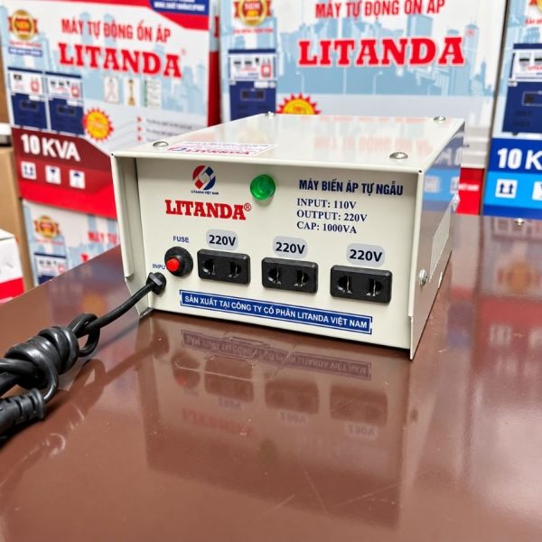 bo-chuyen-dien-1000va-vao-110v-ra-220v-1-2 Bộ chuyển điện 1000VA 110V sang 220V chuyên dùng đổi nguồn điện chuẩn xác, cung cấp nguồn điện an toàn và ổn định cho các thiết bị điện nội địa.
