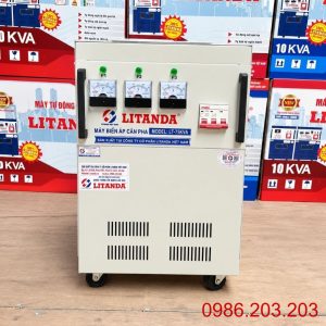 Cân bằng pha hay còn gọi cân bằng tải là quá trình đảm bảo rằng các pha trong hệ thống điện ba pha có cường độ dòng điện cũng như điện áp đồng đều.
