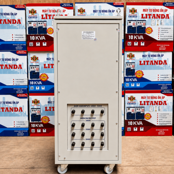 Ổn áp 6KVA 3 pha SH3 chuyên dùng ổn định nguồn điện, bảo vệ an toàn và kéo dài tuổi thọ cho các thiết bị 3 pha công suất nhỏ.