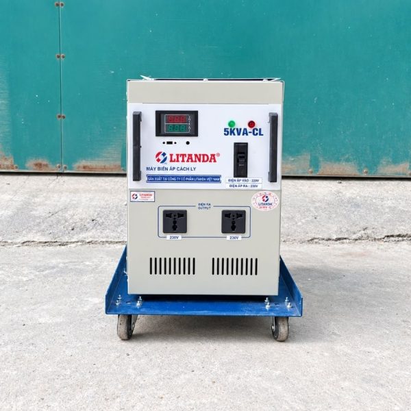 bien-ap-cach-ly-5kva-vao-400v-ra-230v Biến áp cách ly 5kVA 400V ra 230V chuyên dùng chống giật, đổi nguồn điện và lọc nhiễu an toàn cho các thiết bị máy móc công nghiệp.