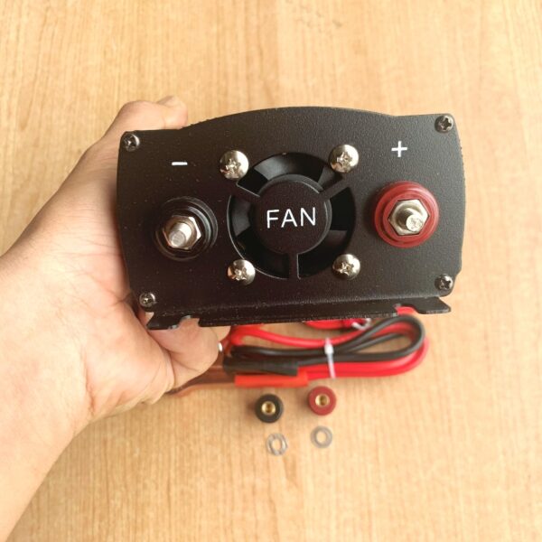 Bộ kích điện 24V lên 220V 3000W là giải pháp hữu ích giúp duy trì nguồn điện ổn định cho nhiều thiết bị trong gia đình, xe hơi, và hệ thống năng lượng…