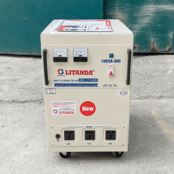 on-ap-10kva-chuyen-dung-1-2 Ổn áp 10KVA chuyên dùng để ổn định điện áp, bảo vệ các thiết bị điện trong gia đình khỏi tình trạng chập chờn, quá tải hoặc sụt áp.