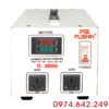 Ổn áp Fushin 1 pha 3KVA NLMT FS1.III-3K là thiết bị ổn định điện áp được thiết kế phù hợp cho các hộ gia đình, cửa hàng nhỏ và hệ thống điện có kết hợp nguồn năng lượng mặt trời. Với công suất 3KVA, máy đáp ứng tốt cho các thiết bị điện công suất vừa và nhỏ như tivi, tủ lạnh, máy tính, quạt, hệ thống chiếu sáng, camera và một số thiết bị văn phòng. Thiết bị giúp duy trì điện áp đầu ra ổn định, hạn chế tình trạng điện yếu, điện tăng cao hoặc chập chờn làm ảnh hưởng đến tuổi thọ đồ điện.