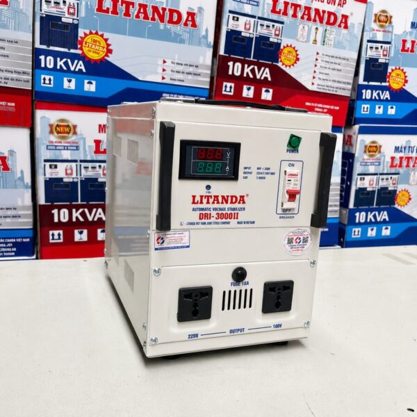 Ổn Áp Litanda 3KVA DRI (90V–250V): Dải điện áp trung bình duy trì nguồn điện chuẩn xác, vận hành bền bỉ với 100% dây đồng nguyên chất.