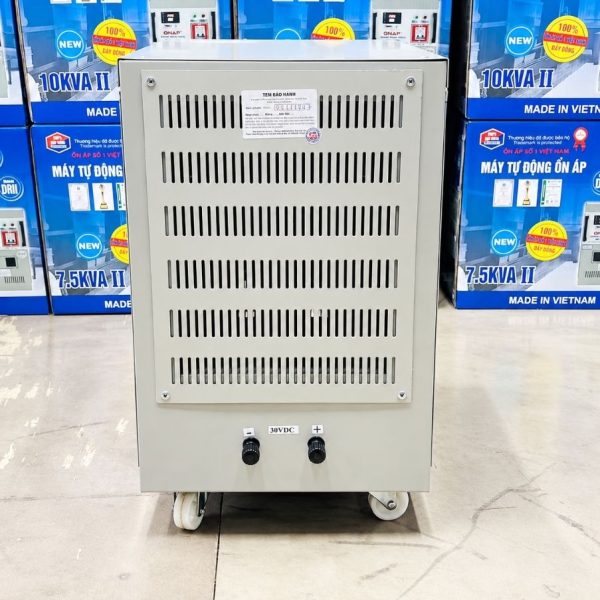 tai-gia-dc-20a-ra-30vdc-3 Tải giả DC 20A là thiết bị chuyên dụng được thiết kế để mô phỏng tải tiêu thụ điện trong các ứng dụng thử nghiệm và đánh giá hiệu suất của nguồn điện…