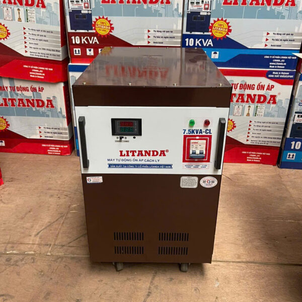 Ổn áp cách ly 1 pha 7.5KVA tích hợp tính năng chống giật và lọc nhiễu, dùng để cung cấp nguồn điện sạch và an toàn tuyệt đối cho các thiết bị nhạy cảm.