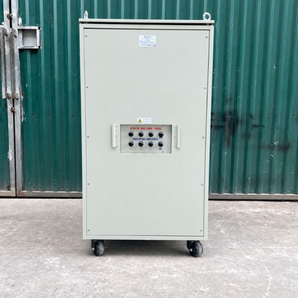 on-ap-cach-ly-litanda-3-pha-60kva-260v-430v-mat-sau Ổn áp cách ly Litanda 3 pha 60KVA 260V-430V chuyên dùng ổn định điện áp, lọc nhiễu, chống giật và bảo vệ thiết bị điện công nghiệp nhạy cảm.