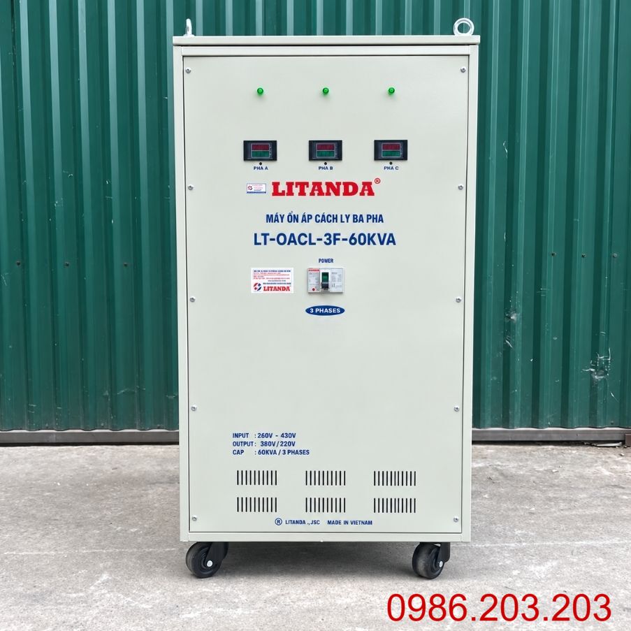 Ổn áp cách ly Litanda 3 pha 60KVA 260V-430V chuyên dùng ổn định điện áp, lọc nhiễu, chống giật và bảo vệ thiết bị điện công nghiệp nhạy cảm.