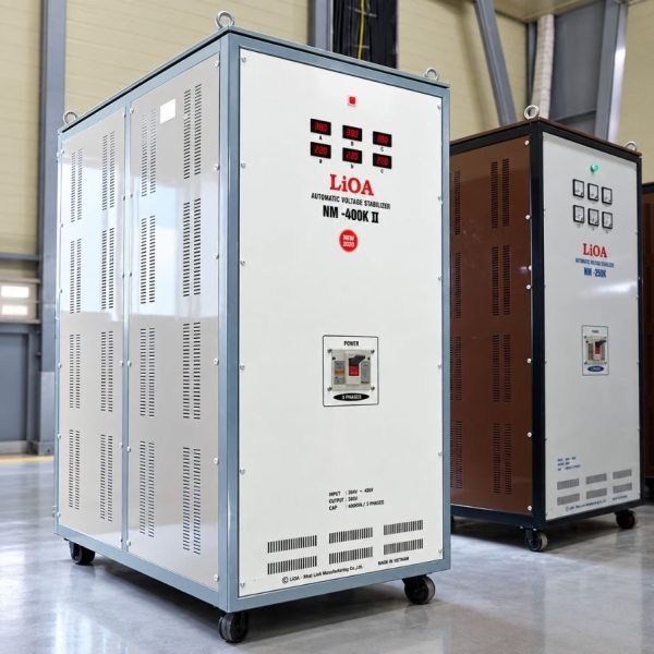 Ổn áp Lioa 3 Pha 400KVA NM-400KII là thiết bị ổn áp công suất lớn, được nghiên cứu và sản xuất nhằm đáp ứng nhu cầu sử dụng điện ổn định cho các nhà…