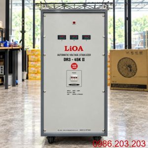Ổn áp Lioa 3 Pha 45KVA DR3-45KII là dòng ổn áp công suất lớn, chuyên dụng cho các nhà máy, xưởng sản xuất, tòa nhà, khách sạn, trung tâm thương mại……