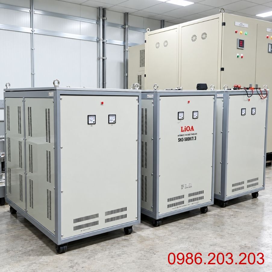 Ổn áp Lioa 3 pha 500KVA SH3-500KII là dòng ổn áp công suất lớn, chuyên dùng cho các nhà máy, khu công nghiệp, tòa nhà văn phòng, trung tâm thương mại…