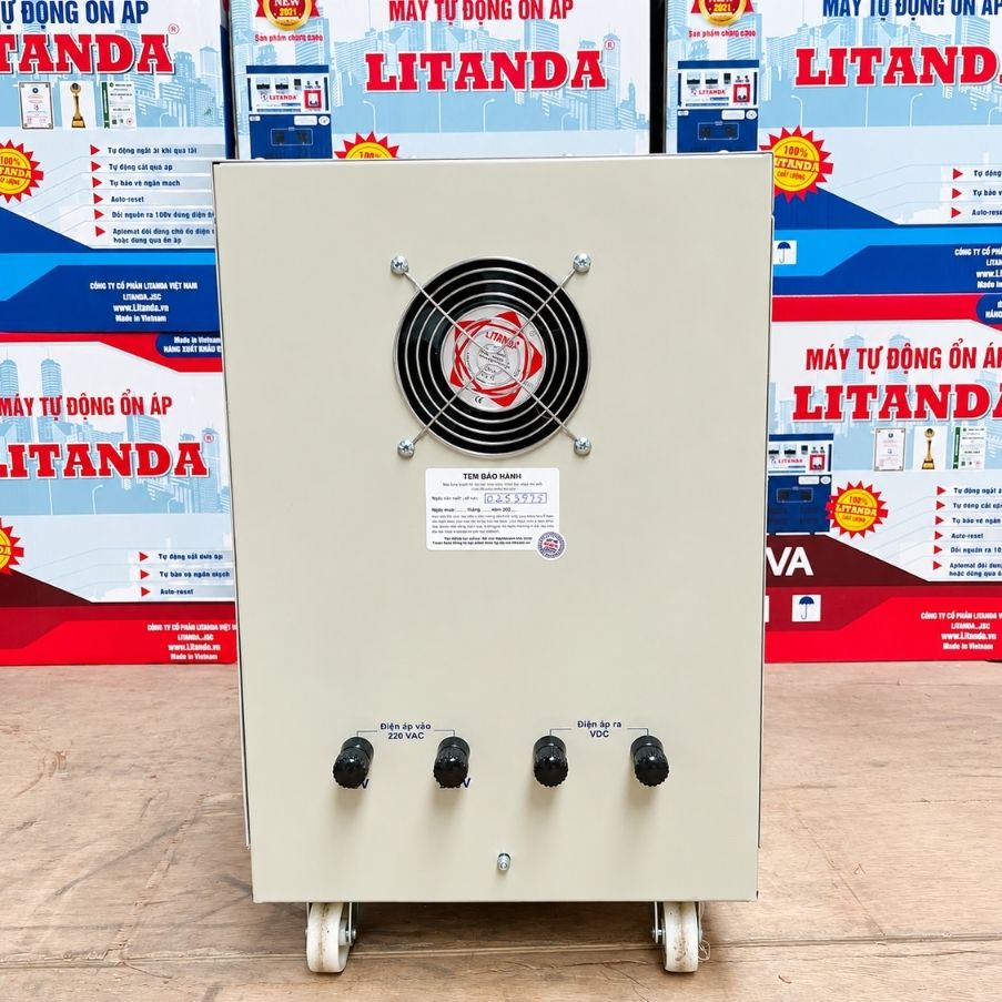 Bộ sạc tăng giảm 100A | 220V ra 12-48VDC là thiết bị chuyên dụng được thiết kế để đáp ứng nhu cầu sạc cho nhiều loại ắc quy và thiết bị điện khác nhau.