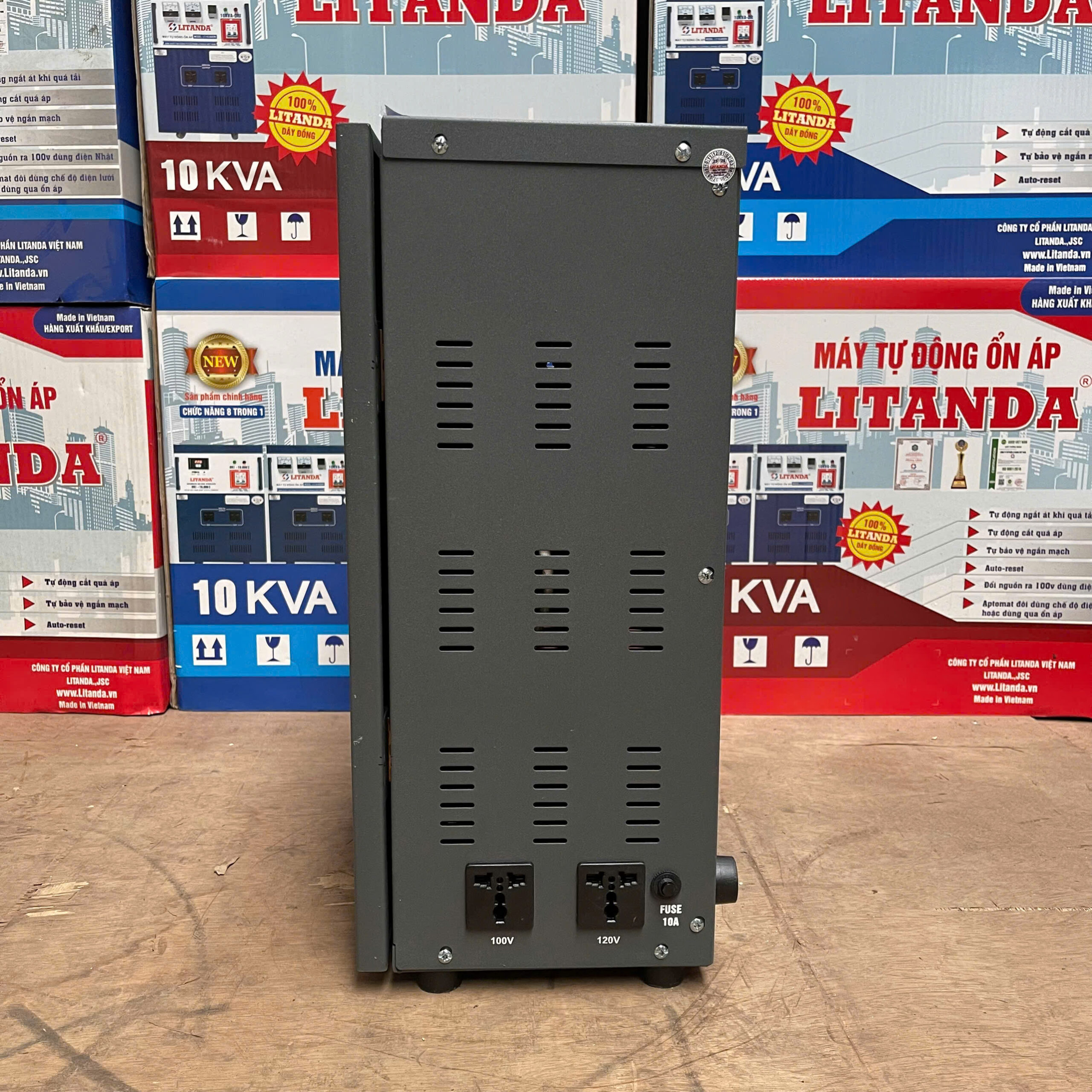 thiet bi chong giat 10kva 1 pha 7