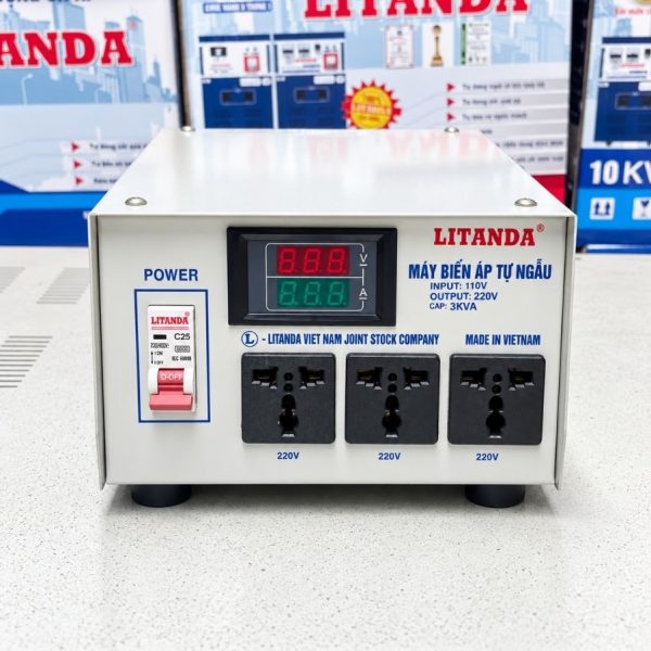 Biến áp 3kVA đổi nguồn 100V/110V sang 220V chuyên dùng đổi nguồn điện chuẩn xác, cung cấp nguồn điện an toàn và ổn định cho các thiết bị điện nội địa.