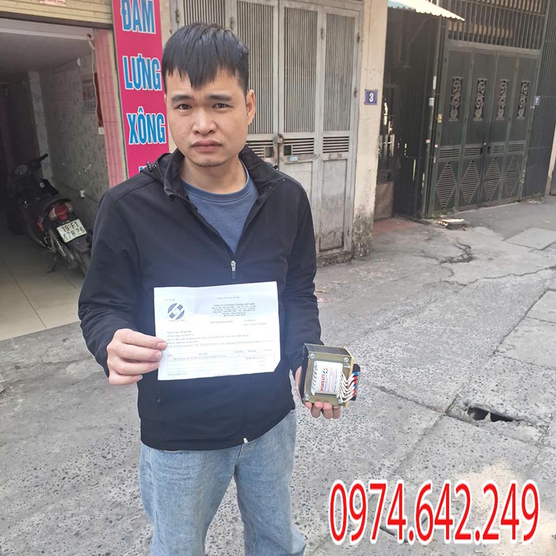 Biến áp trần 440VA 3 pha có gì đặc biệt mà được nhiều xưởng và hệ thống điện tin dùng? Không chỉ đơn giản là chuyển đổi điện áp, khám phá ngay