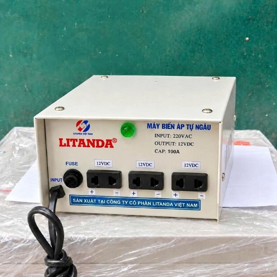 Biến áp 220V ra 12V 100A chuyên dùng chuyển đổi nguồn điện sang dòng một chiều công suất lớn, ổn định cho thiết bị điện tử và hệ thống công nghiệp.