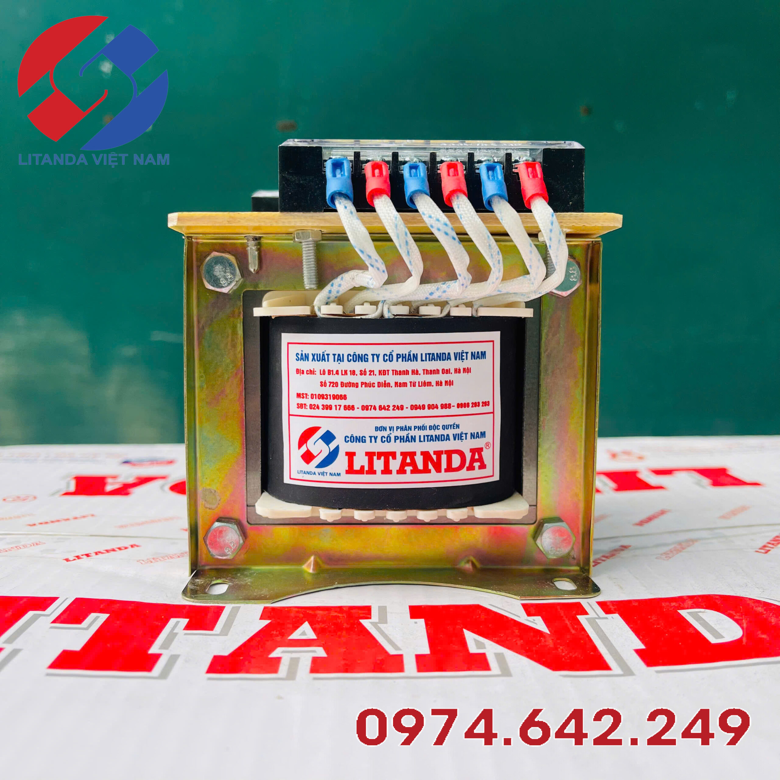 Biến áp 220VAC ra 24VAC 1A dây đồng (AC–AC) giúp hạ áp an toàn, ổn định cho thiết bị điều khiển 24V. Bài viết tổng hợp ưu điểm, thông số kỹ thuật, xem ngay
