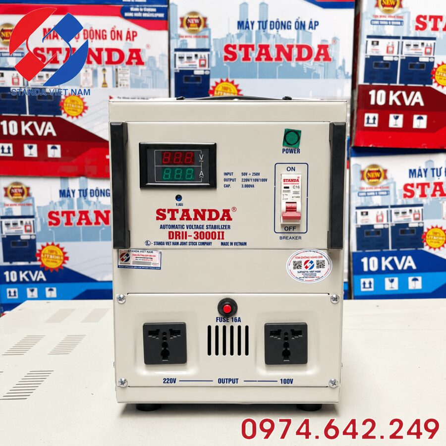 Ổn áp Standa 3KVA 1 pha là thiết bị có công suất định mức 3.000VA, 3KW, được sản xuất bởi Công ty Cổ phần Standa Việt Nam. Sản phẩm chuyên dùng để ổn định nguồn điện 220V cho gia đình, cửa hàng, văn phòng nhỏ
