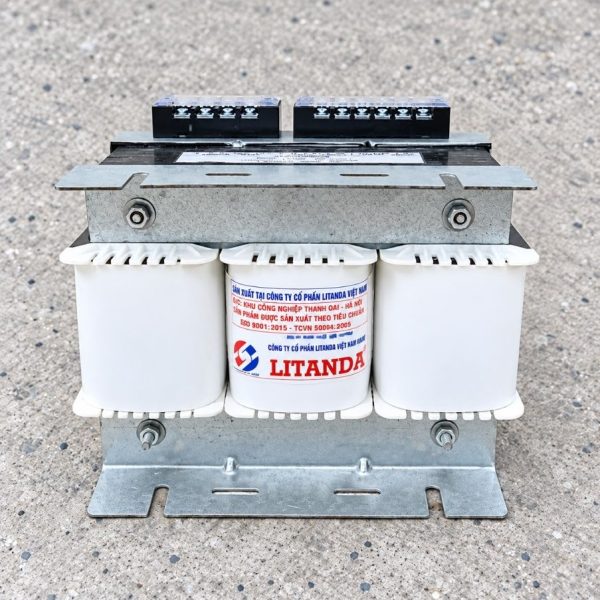 Máy biến áp Litanda 5,5KVA 3 pha đầu vào 380V, đầu ra 220V/200V, dây quấn đồng 100%, chuyên đổi nguồn cho máy Nhật và thiết bị công nghiệp 200V 3 pha.