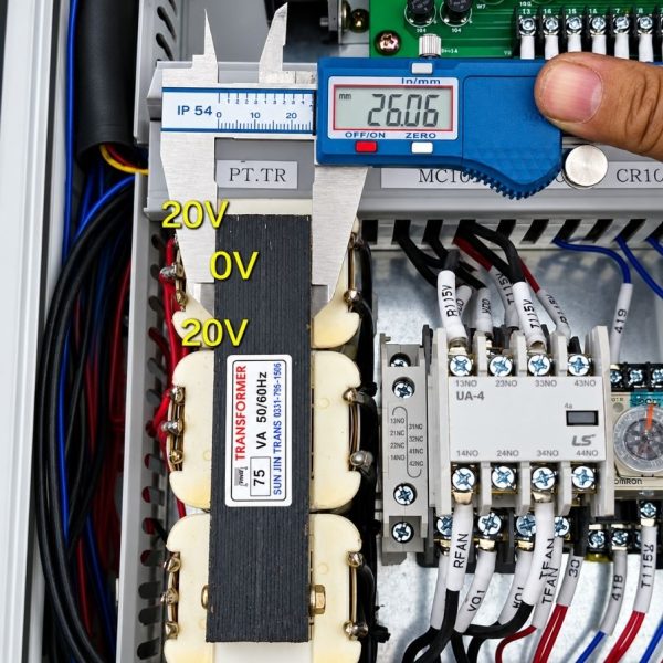 Biến áp trần cách ly 75A vào 480V ra 20V chuyên dụng giúp chống nhiễu, cách ly an toàn, bảo vệ thiết bị vận hành ổn định và bền bỉ.