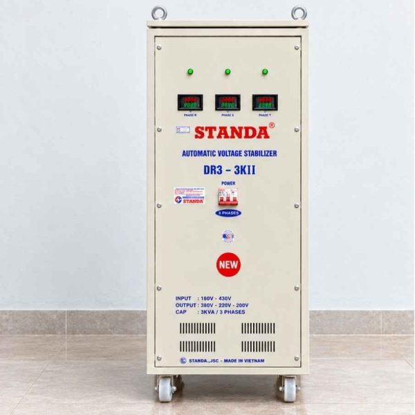 Ổn áp Standa 3 pha 3KVA DR3-3KII dùng kéo điện yếu, ổn định nguồn 380V, chống quá tải, ngắn mạch và bảo vệ hệ thống thiết bị vận hành an toàn, bền bỉ