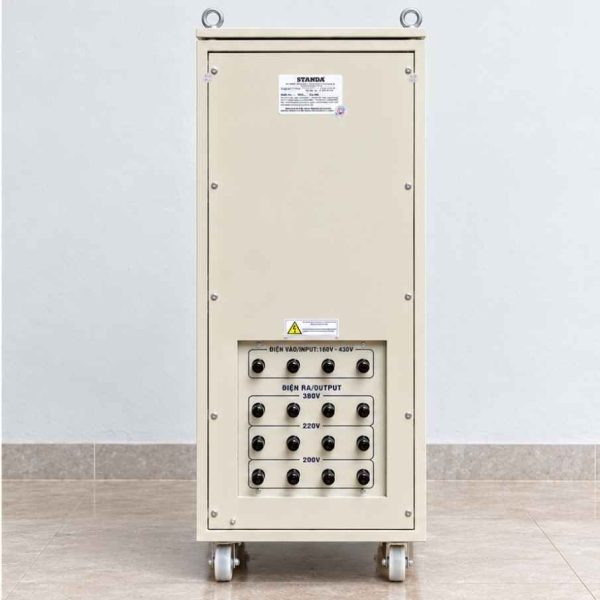 Ổn áp Standa 3 pha 3KVA DR3-3KII dùng kéo điện yếu, ổn định nguồn 380V, chống quá tải, ngắn mạch và bảo vệ hệ thống thiết bị vận hành an toàn, bền bỉ