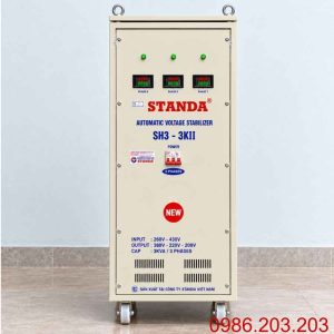 Ổn áp Standa 3 pha 3KVA SH3-3KII chuyên dùng kéo điện yếu, ổn định nguồn 380V, chống quá tải, ngắn mạch và bảo vệ hệ thống thiết bị vận hành an toàn, bền bỉ