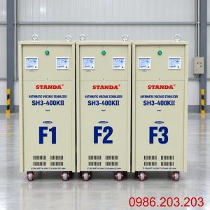 Ổn áp Standa 3 pha 400KVA SH3-400K/3II giúp cân bằng nguồn 380V, bảo vệ thiết bị điện công nghiệp, chống sốc áp, quá tải và nâng cao tuổi thọ máy móc