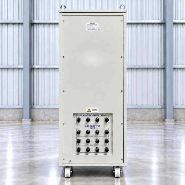 on-ap-standa-3-pha-45kva-dr3-45kii-dai-160v-mat-sau Ổn áp Standa 3 pha 45KVA DR3-45KII dùng kéo điện yếu, ổn định nguồn 380V, chống quá tải, ngắn mạch và bảo vệ hệ thống thiết bị vận hành an toàn, bền bỉ