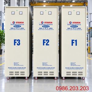 Ổn áp Standa 3 pha 600KVA NM-600K/3II giúp ổn định điện áp 380V, bảo vệ toàn diện hệ thống máy móc nhà xưởng và tối ưu hóa hiệu suất vận hành.