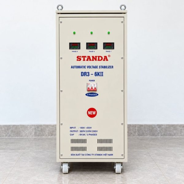 on-ap-standa-3-pha-6kva-dr3-6kii Ổn áp Standa 3 pha 6KVA DR3-6KII chuyên dùng kéo điện yếu, ổn định nguồn 380V, chống quá tải, ngắn mạch và bảo vệ hệ thống thiết bị vận hành an toàn, bền bỉ