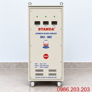 Ổn áp Standa 3 pha 6KVA SH3-6KII chuyên dùng kéo điện yếu, ổn định nguồn 380V, chống quá tải, ngắn mạch và bảo vệ hệ thống thiết bị vận hành an toàn, bền bỉ