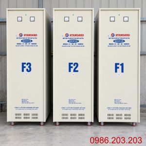 Ổn áp Standard 3 pha 600KVA SH3-600K/3II chuyên dùng ổn định điện áp tự động, chống quá tải, ngắn mạch, nâng cao độ bền và bảo vệ các thiết bị điện.